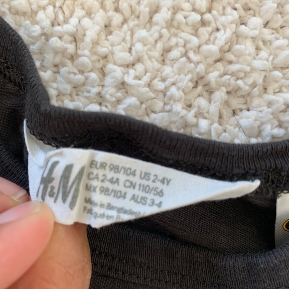 H&M Batman Sweatshirt and Tee Size 2-3Y - Picture 4 of 11